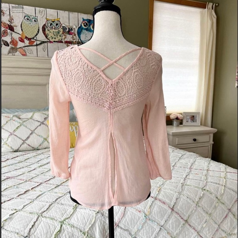 Maurice’s Pink Embroidered Lace Blouse XS - Picture 4 of 8